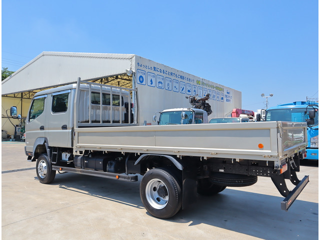 中古車 三菱ふそう キャンター Wキャブ 高床ワイド超ロング 4w の中古車詳細 61 560km アルカディアシルバー 千葉県 297万円 中古車情報 中古車検索なら 車選びドットコム 車選び Com