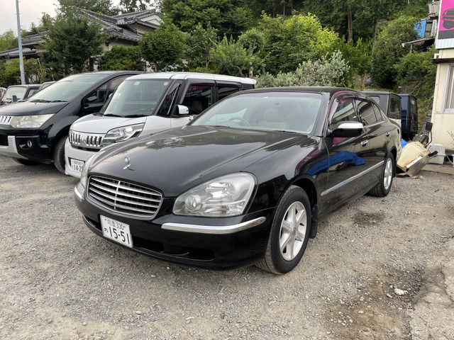 中古車 日産 シーマ 低走行 純正黒 の中古車詳細 25 000km ブラック 福岡県 60万円 中古車情報 中古車検索なら 車 選びドットコム 車選び Com