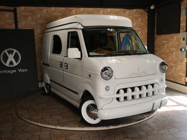 中古車 スズキ エブリイ ジョイン ハイルーフ シェビー キャンピングカー 軽 かわいい の中古車詳細 50 927km ホワイト 大阪府 238万円 中古車情報 中古車検索なら 車選びドットコム 車選び Com