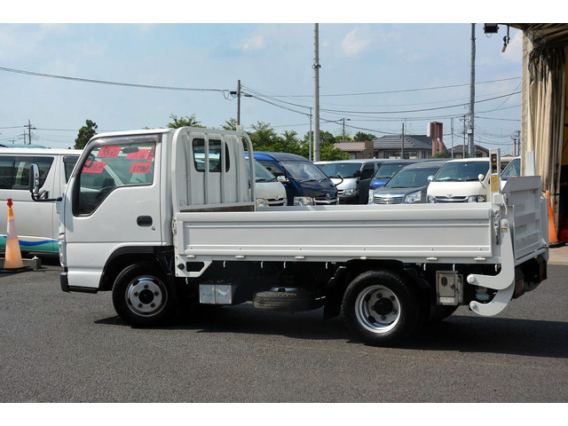 中古車 マツダ タイタン 10尺平ボディー アームリフト 2トン の中古車詳細 7 400km ホワイト 埼玉県 128万円 中古車 情報 中古車検索なら 車選びドットコム 車選び Com