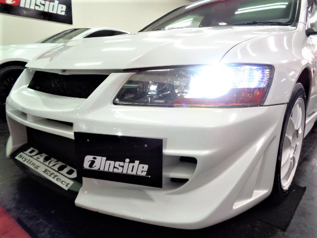 中古車 三菱 ランサーエボリューション 2 0 Gsr Ix 4wd Damdエアロ黒革レカロビルシュタイン の中古車詳細 ホワイト 大阪府 248万円 中古車情報 中古車検索なら 車選びドットコム 車選び Com