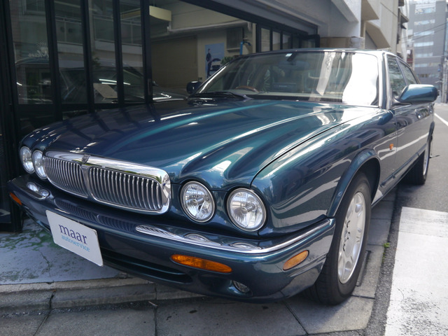 中古車 ジャガー Xj ソブリン 3 2 V8 ソブリン最終モデルx308アスペン限定色 の中古車詳細 61 950km アスペングリーンメタ 東京都 115万円 中古車情報 中古車検索なら 車選びドットコム 車選び Com