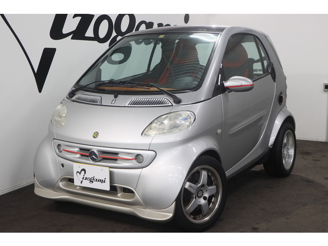 中古車 Mccスマート スマートクーペ パノラマガラスルーフ ラジオ 軽自動車 の中古車詳細 96 000km シルバー 大阪府 31万円 中古車情報 中古車検索なら 車選びドットコム 車選び Com 中古車 Mccスマート スマートクーペ パノラマガラスルーフ ラジオ 軽自動車 の中古車詳細 96 000km シルバー 大阪府 31万円 中古車情報 中古車検索なら 車選びドットコム 車選び Com