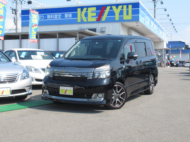 中古車 トヨタ ヴォクシー 2 0 Zs G S 7人乗り サンルーフ アルパインナビ の中古車詳細 45 225km ブラック 石川県 129 9万円 中古車情報 中古車検索なら 車選びドットコム 車選び Com