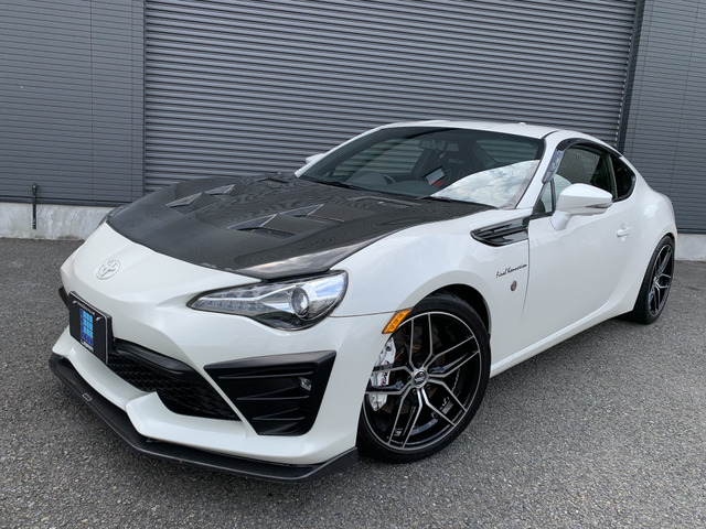 中古車 トヨタ 86 2 0 Gt トヨタ86ファイナルコネクションデモカー の中古車詳細 19 000km パールホワイト 東京都 269万円 中古車情報 中古車検索なら 車選びドットコム 車選び Com