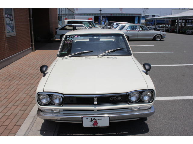 中古車 日産 スカイライン 2 0 Gt X 白ガラス 車高調 ソレタコデュアル の中古車詳細 ホワイト 三重県 1 150万円 中古車情報 中古車検索なら 車選びドットコム 車選び Com