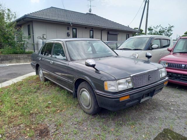 中古車 トヨタ クラウンセダン 2 0 スーパーデラックス 5速mt Ac Ps の中古車詳細 169 000km ダークブルー 熊本県 万円 中古車情報 中古車検索なら 車選びドットコム 車選び Com