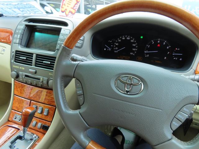 中古車 トヨタ セルシオ 4.3 C仕様 の中古車詳細 (72,000km, ホワイト 