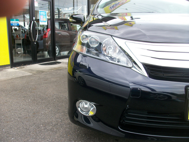 中古車 レクサス Hs250h バージョンi ヘッドアップディスプレイ の中古車詳細 98 857km ブラック 愛知県 118万円 中古車情報 中古車検索なら 車選びドットコム 車選び Com