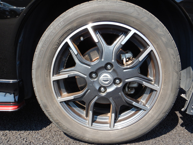 中古車 日産 ノート 1 2 Nismo 自社ローン 滋賀 Led フルセグ の中古車詳細 128 379km ブラック Kh3 滋賀県 91万円 中古車情報 中古車検索なら 車選びドットコム 車選び Com