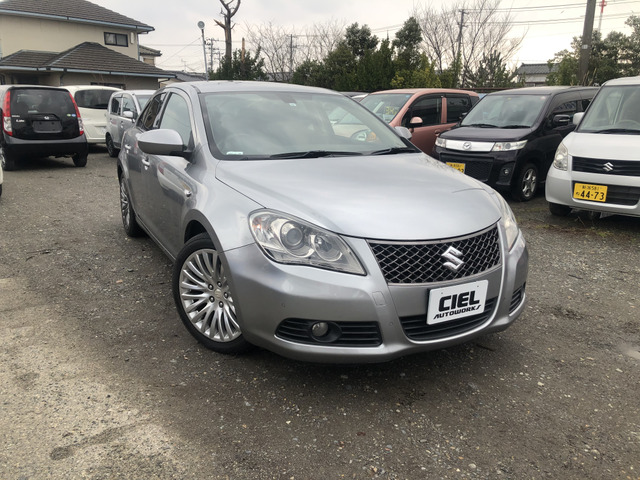 中古車 スズキ キザシ 2 4 4wd ナビ Tv Etc 新品夏タイヤ スタッ の中古車詳細 110 000km シルバー 新潟県 79 8万円 中古車情報 中古車検索なら 車選びドットコム 車選び Com