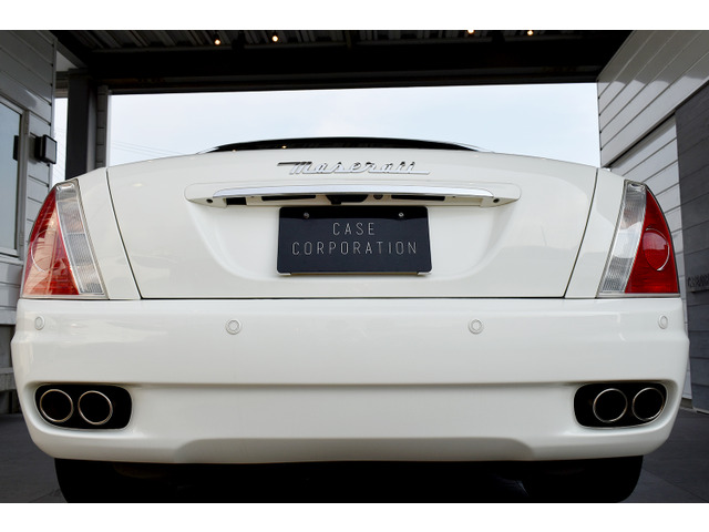 中古車 マセラティ クアトロポルテ エグゼクティブGT 右H ExecutiveGT専用装備 の中古車詳細 (51,796km, ビアンコ・エルドラド, 愛知県, 228万円) | 中古車情報・中古車検索なら【車選びドットコム(車選び.com)】 中古車 マセラティ クアトロポルテ エグゼクティブGT 右H ExecutiveGT専用装備 の中古車詳細 (51,796km, ビアンコ・エルドラド, 愛知県, 228万円) | 中古車情報・中古車検索なら【車選びドットコム(車選び.com)】