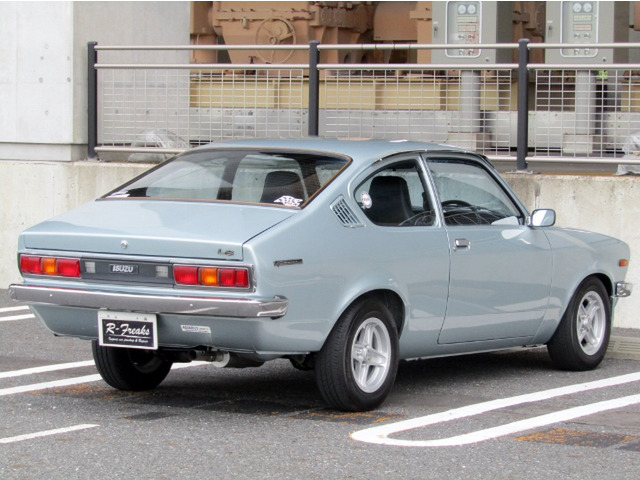 中古車 いすゞ ジェミニ 1600ls の中古車詳細 37 725km ライトブルー 埼玉県 379万円 中古車情報 中古車検索なら 車 選びドットコム 車選び Com