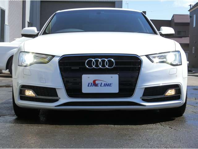 中古車 アウディ A5スポーツバック 2.0 TFSI クワトロ 4WD 後期 アイドリングSTOP の中古車詳細 (74,000km, 真珠白,  北海道, 108万円) | 中古車情報・中古車検索なら【車選びドットコム（車選び.com）】