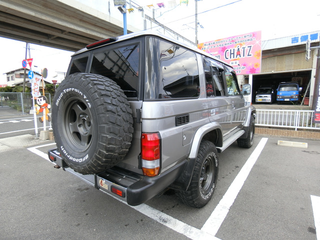 中古車 トヨタ ランドクルーザー70 4.2 ZX ディーゼル 4WD 1ナンバー 