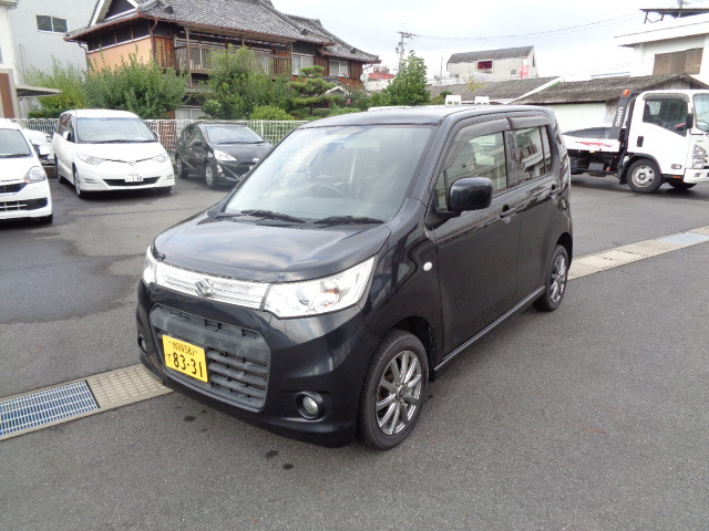 中古車 スズキ ワゴンrスティングレー X Sdナビ フルセグtv Etc の中古車詳細 127 246km ブラック 和歌山県 28 9万円 中古車情報 中古車検索なら 車選びドットコム 車選び Com