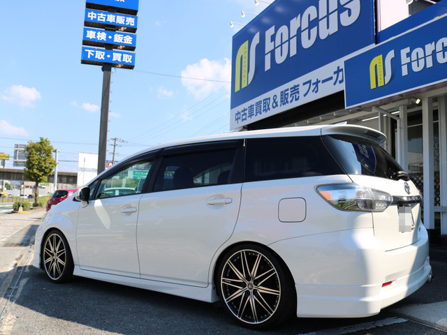 中古車 トヨタ ウィッシュ 1 8 S サンルーフ モデリスタ 車高調 19aw の中古車詳細 111 350km パールホワイト 福岡県 万円 中古車情報 中古車検索なら 車選びドットコム 車選び Com