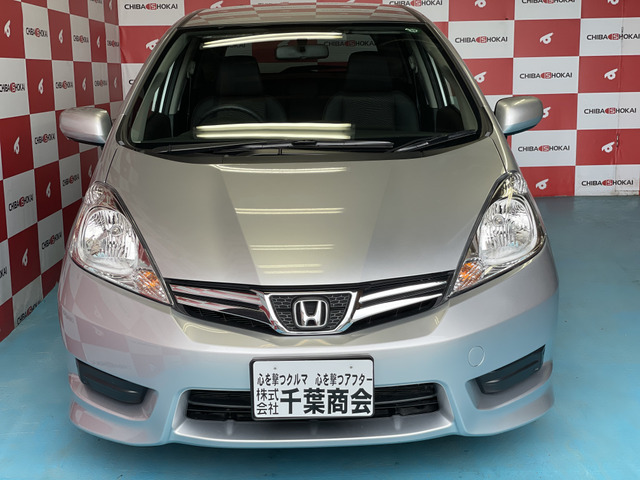 中古車 ホンダ フィットシャトル 1 5 15x 4wd 4wd コンフォートビューパッケージ の中古車詳細 3 951km アラバスターシルバーメタリック 青森県 79 9万円 中古車情報 中古車検索なら 車選びドットコム 車選び Com
