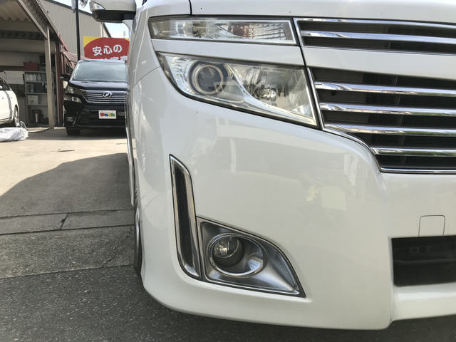 中古車 日産 エルグランド 2 5 250ハイウェイスター 自社ローン 名古屋 愛知 三重 岐阜 の中古車詳細 130 800km パールホワイト 愛知県 96万円 中古車情報 中古車検索なら 車選びドットコム 車選び Com
