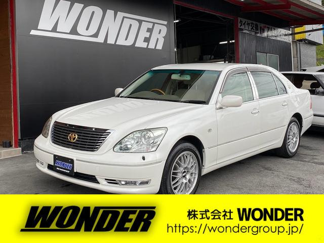 中古車 トヨタ セルシオ 4 0 C仕様 Ucf31 s17インチホイル の中古車詳細 27 000km パールホワイト 三重県 97万円 中古車情報 中古車検索なら 車選びドットコム 車選び Com