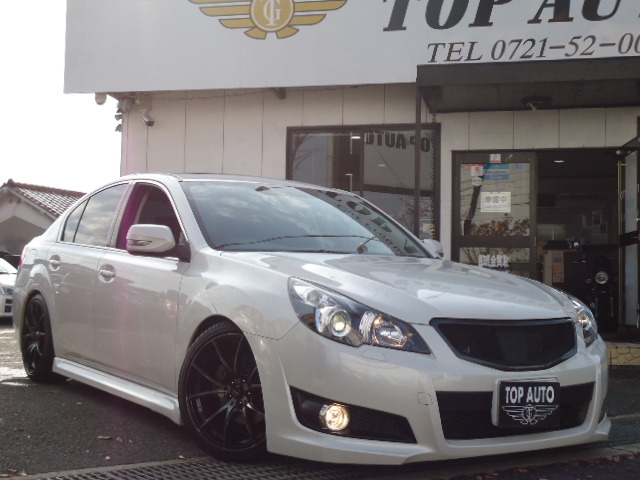 中古車 スバル レガシィb4 2 5 I Sパッケージ 4wd 車高調 Hddナビ サンルーフ ドラレコ の中古車詳細 33 174km パールホワイト 大阪府 99万円 中古車情報 中古車検索なら 車選びドットコム 車選び Com