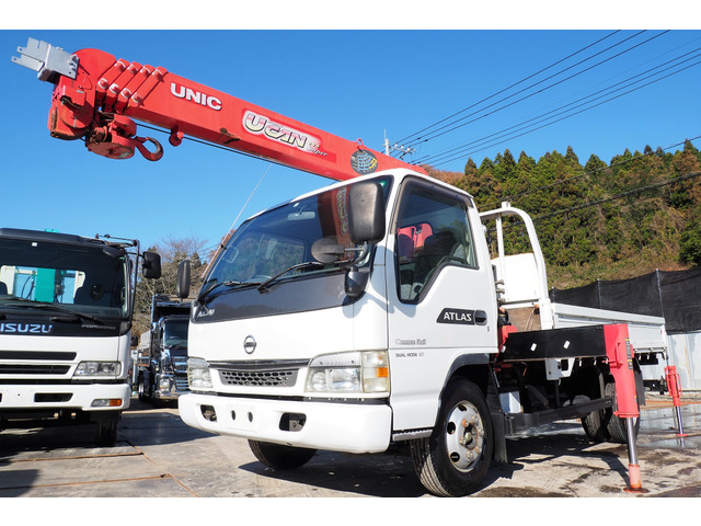 中古車 日産 アトラス クレーン 5段クレーン ラジコン リアアウトリガー の中古車詳細 4 114km ホワイト 栃木県 429万円 中古車情報 中古車検索なら 車選びドットコム 車選び Com