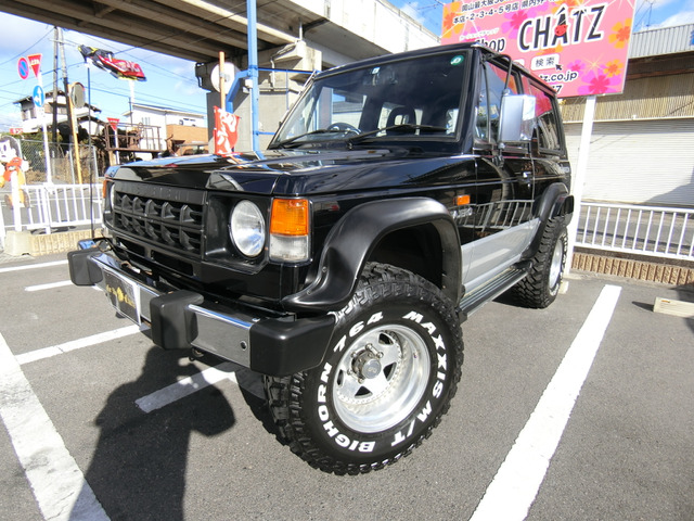 中古車 三菱 パジェロ 3 0 メタルトップ スーパーxl 4wd 5mt エアロ 外15aw リフトup の中古車詳細 93 000km ブラック 岡山県 165万円 中古車情報 中古車検索なら 車選びドットコム 車選び Com