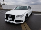 アウディ A8 3.0 TFSI クワトロ 4WD
