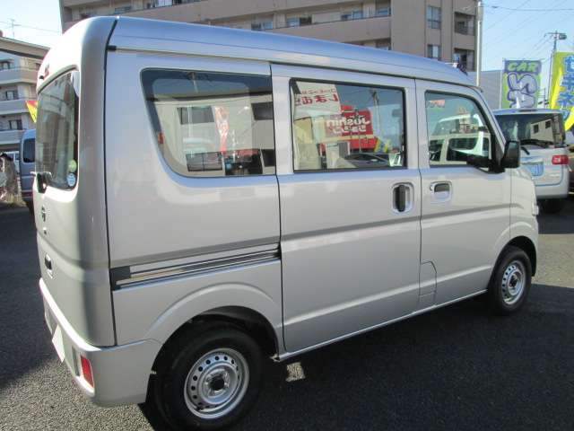 中古車 日産 Nv100クリッパー Dx ハイルーフ 5ags車 5速at 集中ドアロック 禁煙 人気絶頂