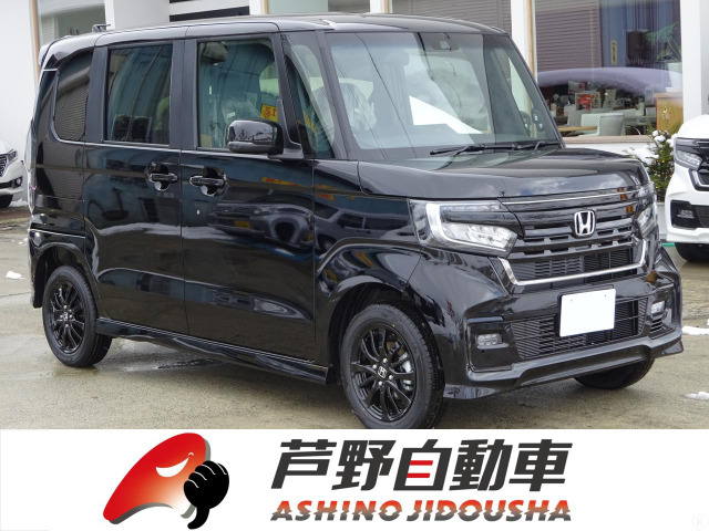 中古車 ホンダ N-BOXカスタム L スタイルプラス ブラック 4WD 特別仕様