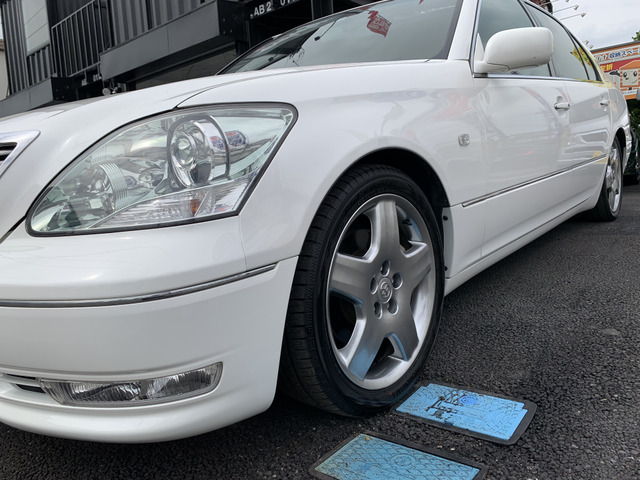 中古車 トヨタ セルシオ 4 3 Er仕様 最終型 Hks車高調 黒革エアシート の中古車詳細 93 000km ホワイトパールクリスタルシャイン 神奈川県 117万円 中古車情報 中古車検索なら 車選びドットコム 車選び Com