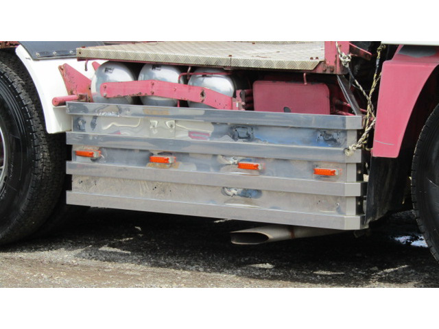 17スーパーグレートトレーラーヘッドラン プベゼル右 ML272366