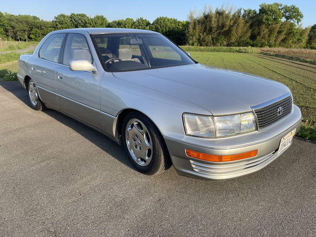 中古車 トヨタ セルシオ 4 0 A仕様 ヨコハマ新タイヤ車高調rrカメラ外ナビ の中古車詳細 70 000km 禁煙車 ライトシルバーii 兵庫県 96万円 中古車情報 中古車検索なら 車選びドットコム 車選び Com 中古車 トヨタ セルシオ 4 0 A仕様 ヨコハマ新タイヤ車高調rrカメラ外ナビ の中古車詳細 70 000km 禁煙車 ライトシルバーii 兵庫県 96万円 中古車情報 中古車検索なら 車選びドットコム 車選び Com