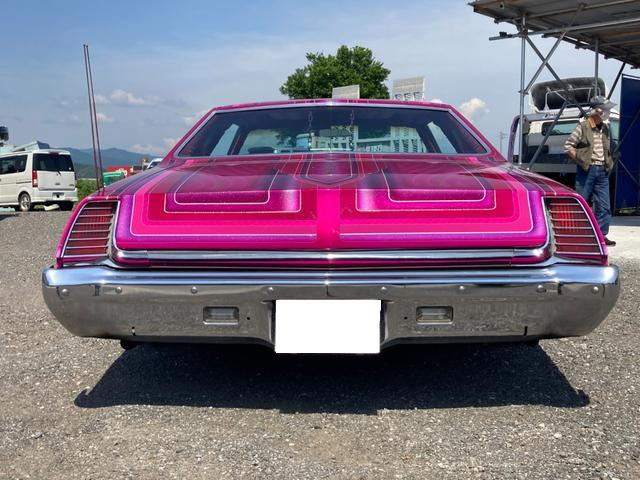中古車 シボレー モンテカルロ 1973 ローライダー ハイドロ の中古車詳細 ピンク 福岡県 3万円 中古車情報 中古車検索なら 車 選びドットコム 車選び Com