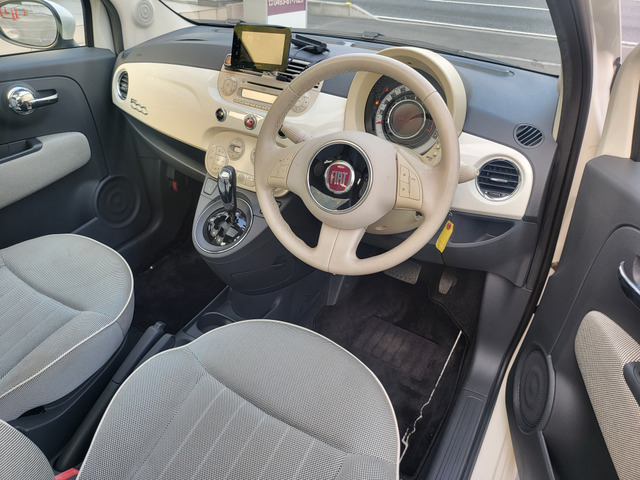 フィアット 500 1.4 16V ラウンジ の中古車詳細 (31,400km, ホワイト
