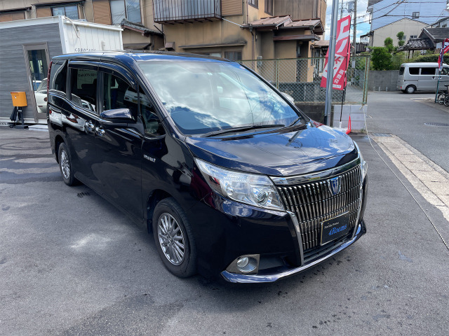 中古車 トヨタ エスクァイアハイブリッド 1 8 Xi アルパインビッグx フリップダウン の中古車詳細 79 371km ブラックm 京都府 168万円 中古車情報 中古車検索なら 車選びドットコム 車選び Com