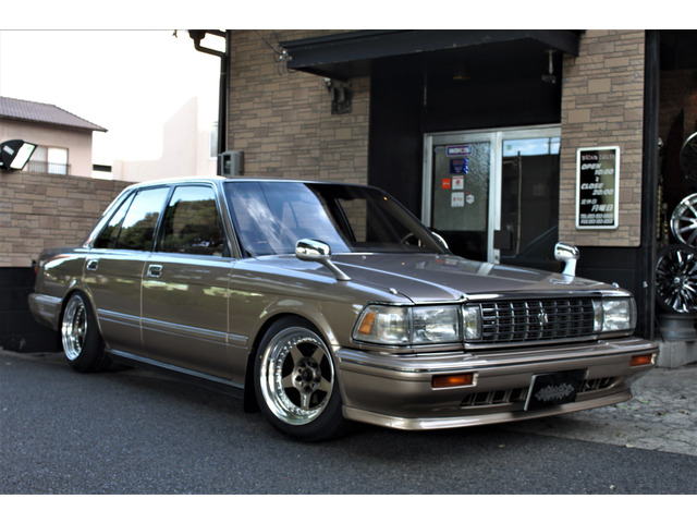 中古車 トヨタ クラウンセダン 純正マニュアル 車高調 ホイール 全塗装 の中古車詳細 124 548km シャンパンゴールド 福岡県 150万円 中古車情報 中古車検索なら 車選びドットコム 車選び Com