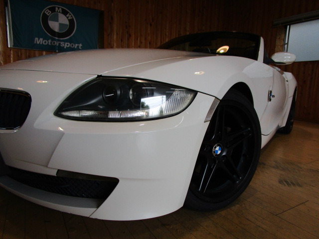 中古車 BMW Z4 ロードスター 2.5i タイヤ4本新品 バッテリ新品 黒レザー の中古車詳細 (64