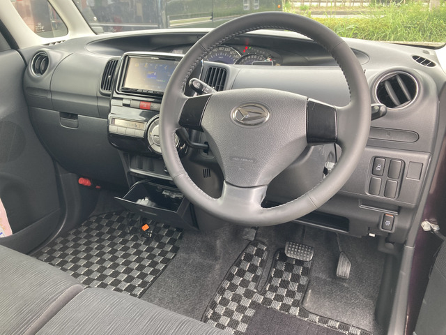 ダイハツ タントカスタム X Bluetooth ナビ/TV ETC の中古車詳細
