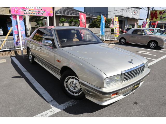 中古車 日産 シーマ 3.0 タイプII リミテッド 後期モデル ターボ 外