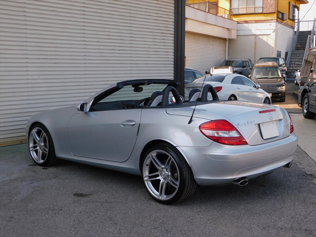 中古車 メルセデス・ベンツ SLK350 SLK350 ヒーター付き黒革Pシート の