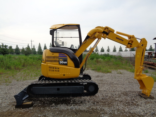 中古車 その他 コマツ 油圧ショベル コマツ PC30UU-5 の中古車詳細 (2,441km, イエロー, 茨城県, 190万円) |  中古車情報・中古車検索なら【車選びドットコム（車選び.com）】