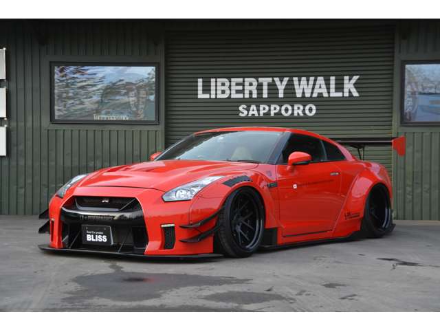 中古車 日産 GT-R 3.8 ピュアエディション 4WD 公認車 IDEALエアサス