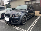 ミニクラブマン クーパー S ハンプトン 黒革シートヒータ デジタルインナーミラー