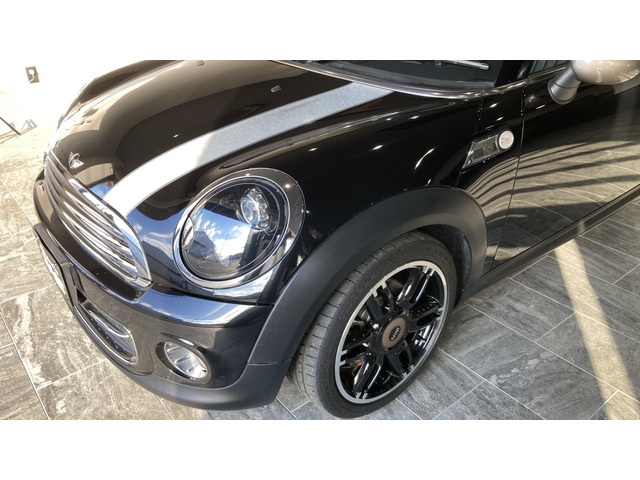 中古車 BMW MINI ミニクラブマン クーパー ボンドストリート新品