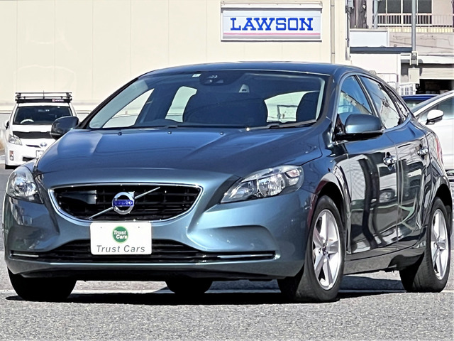 ボルボ V40 
