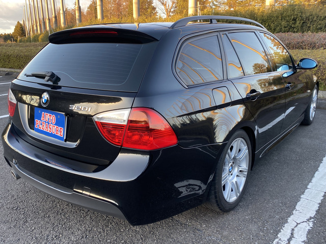 中古車 BMW 320iツーリング 320i Mスポーツ パッケージ HDDナビ