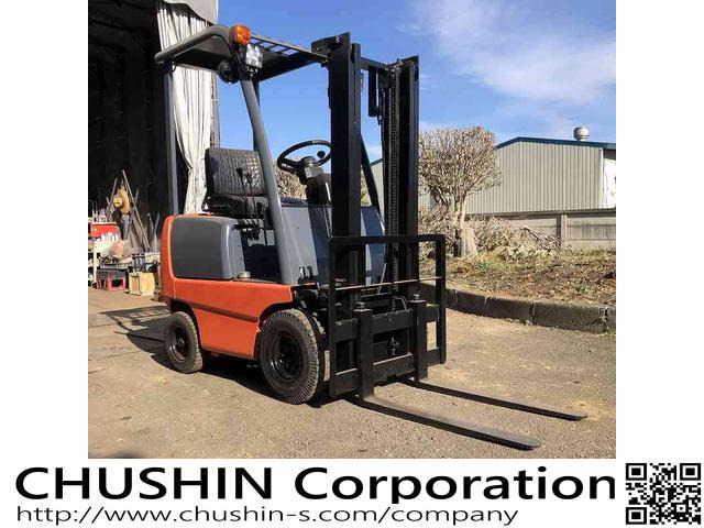 免許不要　関東輸送無料(条件有)　トヨタ 電動フォークリフト 塗装済 小旋回 700kg 3FB7 免許不要 関東輸送無料(条件有) トヨタ 電動フォークリフト 塗装済 小