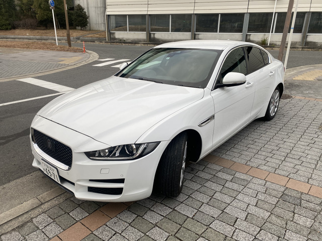 中古車 ジャガー XE 2.0 ピュア ディーゼル 検査7年5月 38800㎞ ETC の