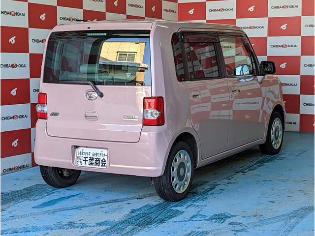 中古車 ダイハツ ムーヴコンテ X 4WD バックカメラ 社外エンジン 